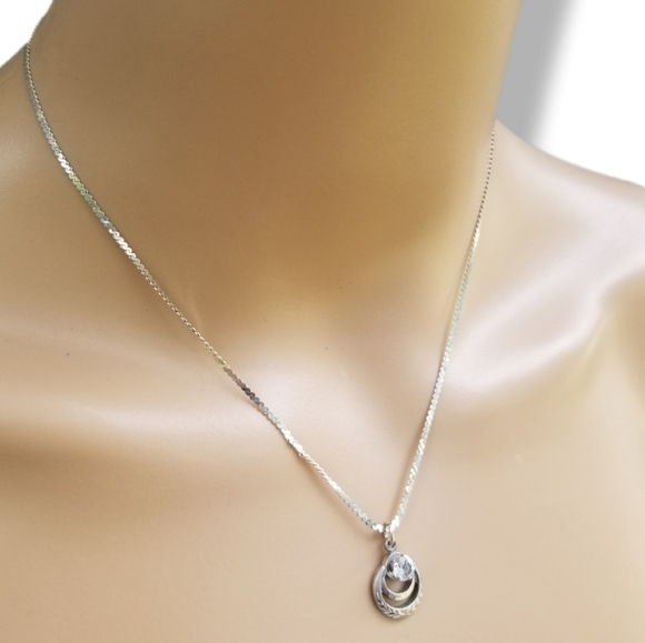 VINTAGE STERLING SILVER & COLORLESS SPINEL PENDANT & SERPENTINE CHAIN NECKLACE - Picture 2 of 8